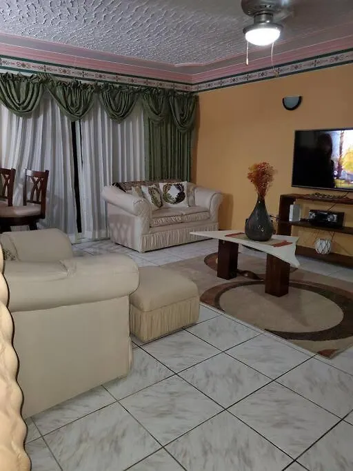 Prestige At Westgate Hills-4 Bedrooms With Dry Bar Μοντέγκο Μπέυ 0*,