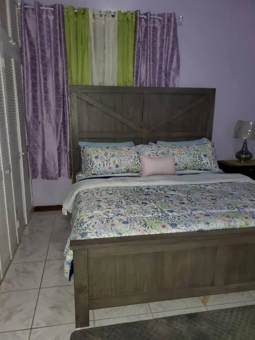 Prestige At Westgate Hills-4 Bedrooms With Dry Bar Montego Bay Willa