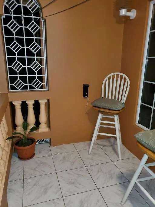 Prestige At Westgate Hills-4 Bedrooms With Dry Bar Montego Bay Jamajka